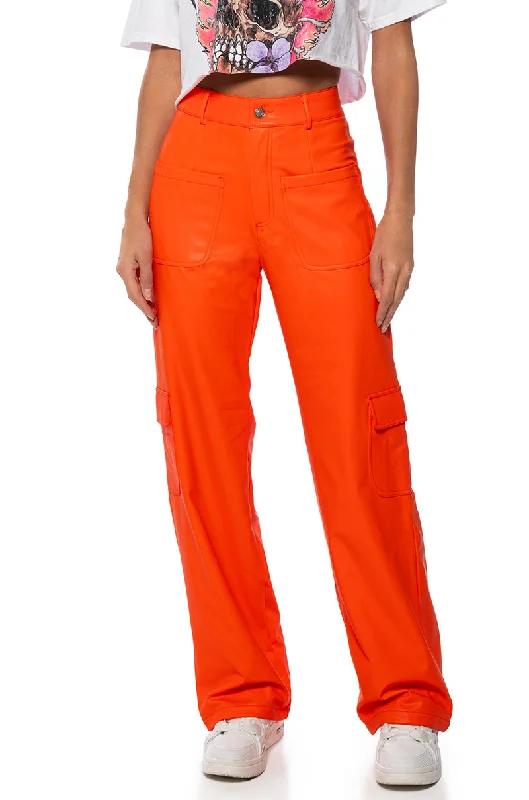 women's fall pantsUNDENIABLE FIT CARGO PANT