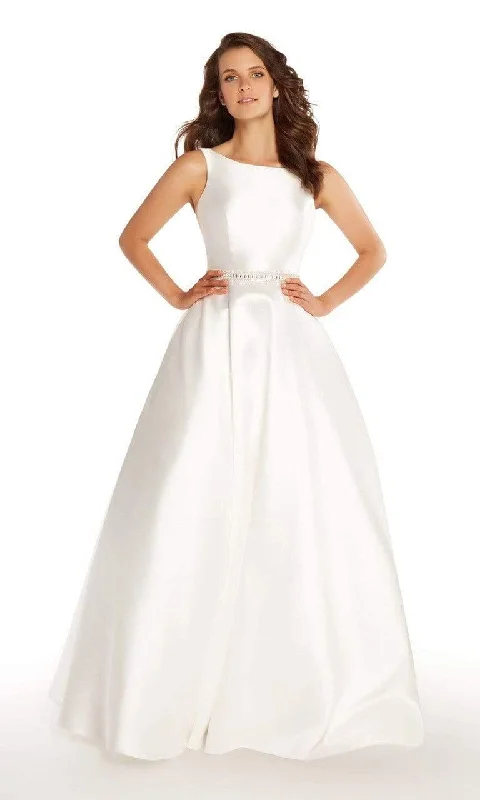 Formal Dress for Modeling AuditionsAlyce Paris Sleeveless Bateau Mikado A-Line Gown 60113 - 1 pc Diamond White In Size 8 and 10 Available