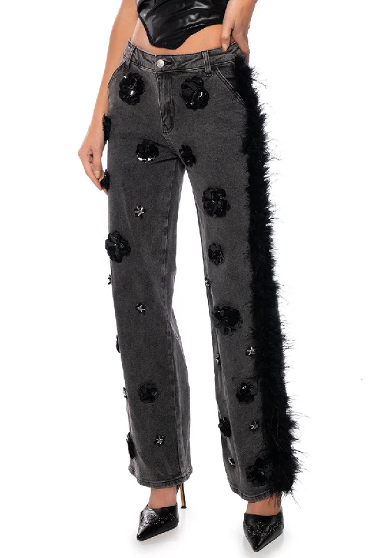 women's low-rise pantsVELVET ROSES APPLIQUE FEATHERED JEANS