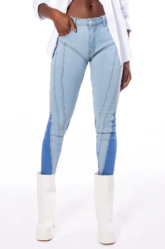 women's jogger pantsMAKE YOUR MOVE LOW RISE SKINNY JEANS