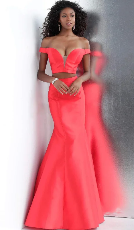 Formal Dress for Rustic ThemesJovani - JVN58068 Off-Shoulder Plunge Neck Two-Piece Trumpet Gown