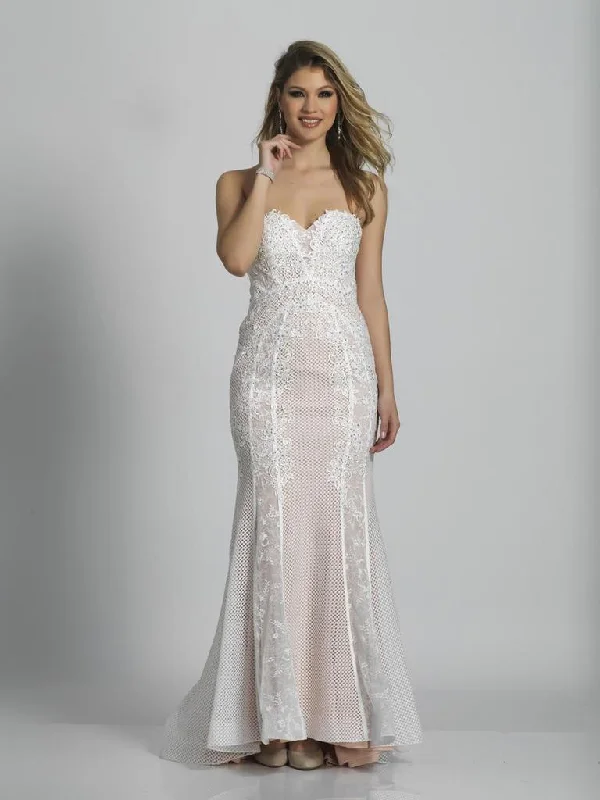 Formal Dress for Destination WeddingsDave & Johnny Strapless Sweetheart Fitted Gown A6281 - 1 Pc. Ivory in size 16 Available