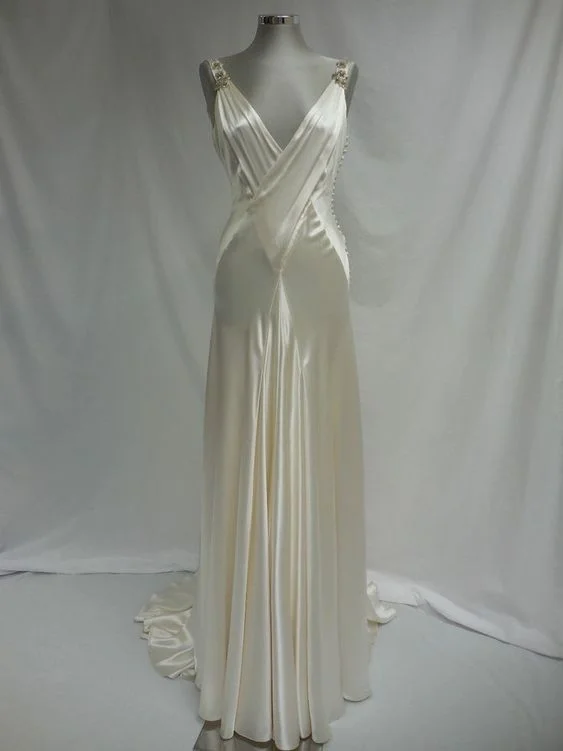 cocktail party dressesElegant V Neck A-Line Satin Vintage Long Prom Dress Formal Evening Gown MD7836