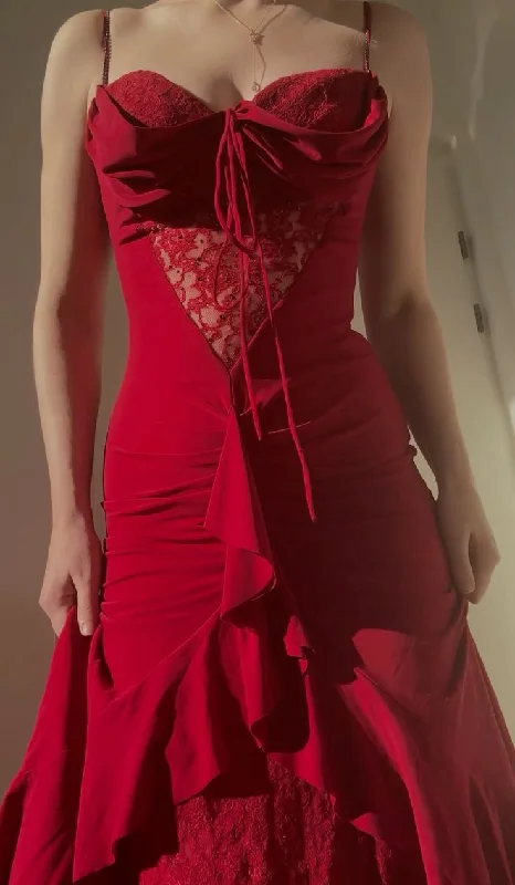 curve-hugging party dressesRed Spaghetti Straps Sheath Lace Long Prom Dress Evening Gown MD7845