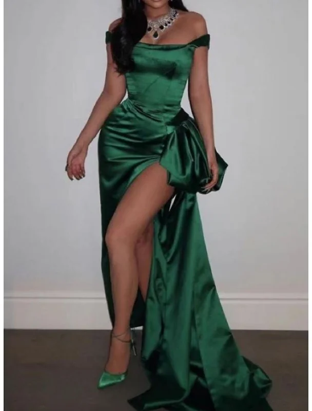 body-skimming party dressesSheath / Column Celebrity Style Sexy Prom Formal Evening Dress Off Shoulder Sleeveless Sweep / Brush Train Satin