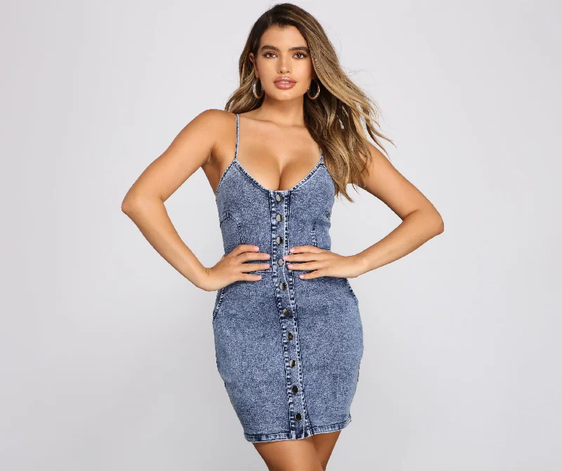 high-slit Mimi dresses for a bold lookDenim Days Button Up Mini Dress