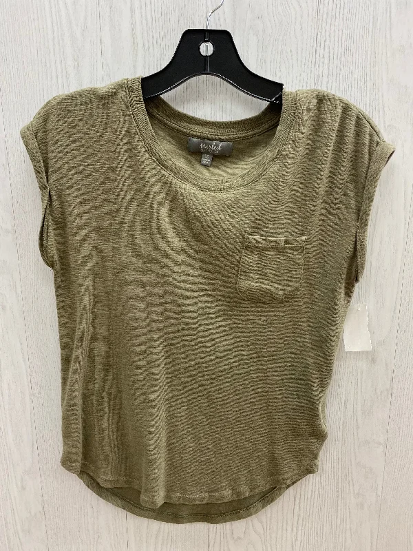 women's tops for those who love to dress up their casual looks with stylish topsGreen Top Sleeveless Marled, Size Xs