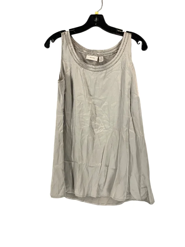 women's tops for date nightsSilver Top Sleeveless Chicos, Size 1